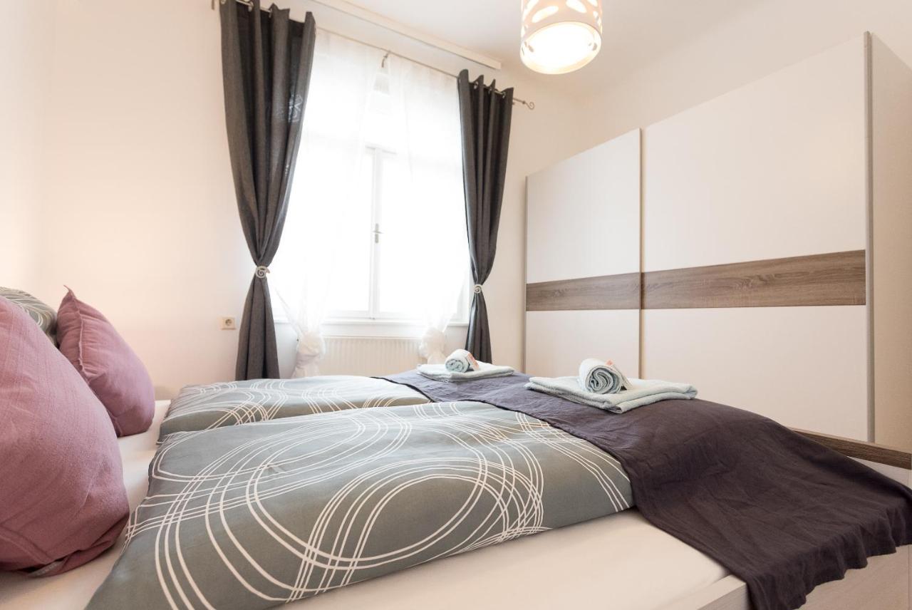 Апартаменти French Balcony - 45M² - Szeneviertel Відень Екстер'єр фото