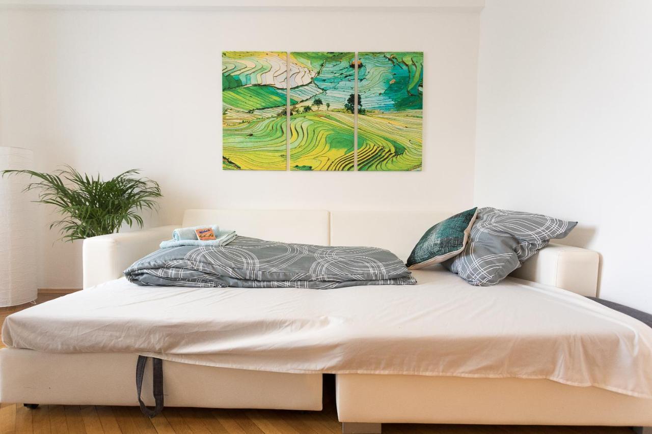 Апартаменти French Balcony - 45M² - Szeneviertel Відень Екстер'єр фото